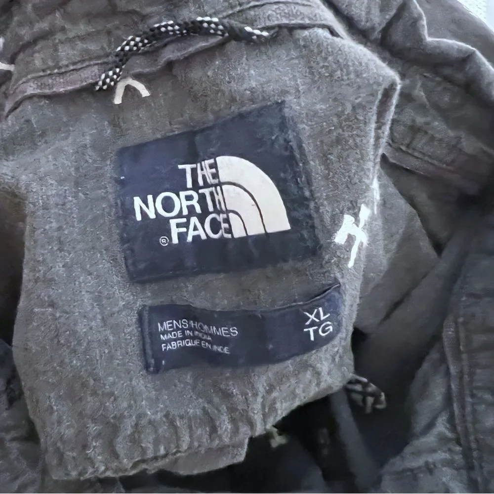 The North Face Men Gray White Abstract Short Sleeve Button-Up Shirt Size XL